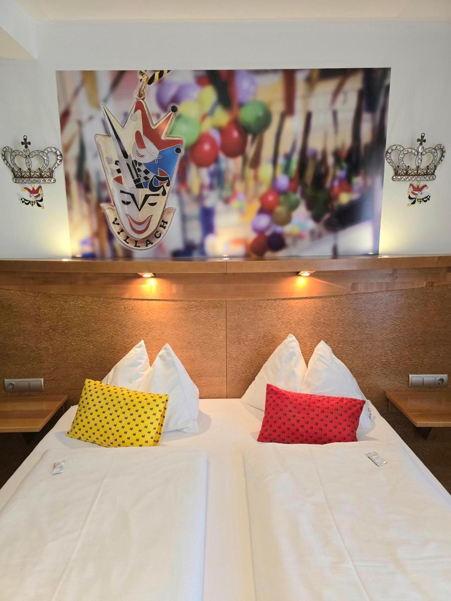 Boutique Hotel Goldenes Lamm Villach Exterior photo